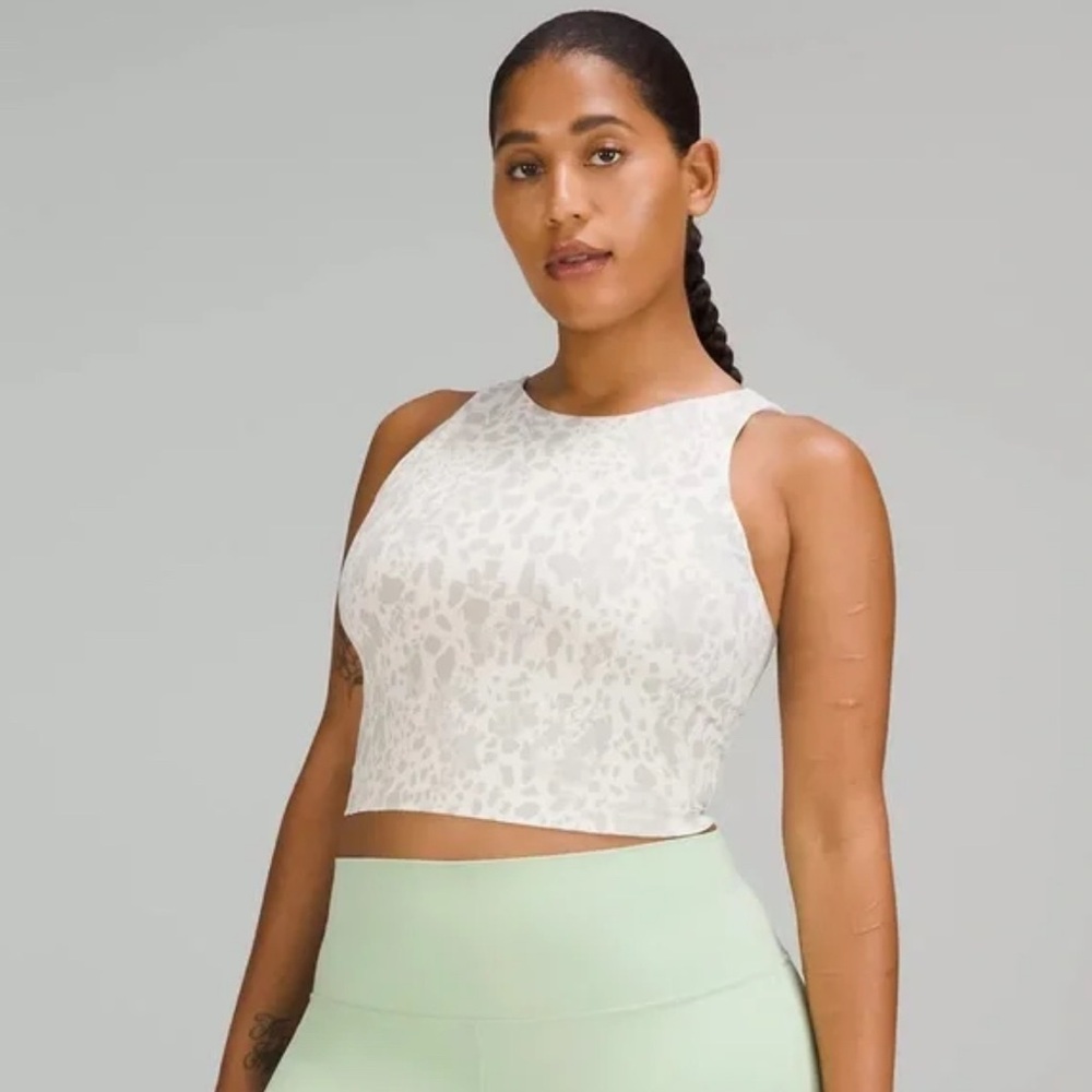 Lululemon Wunder Train crop tank bra, size 6
